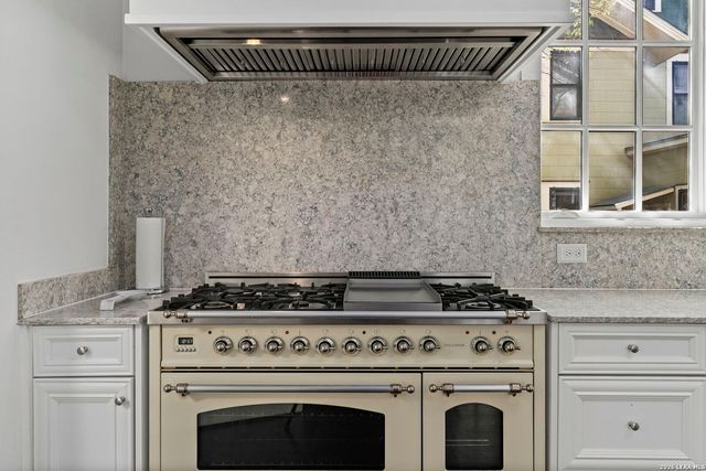 110 E Mulberry, San Antonio, TX 78212