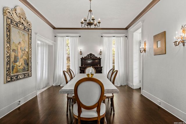 110 E Mulberry, San Antonio, TX 78212