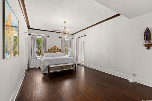 110 E Mulberry, San Antonio, TX 78212