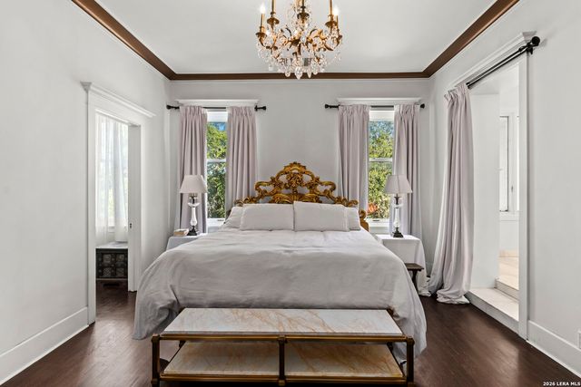 110 E Mulberry, San Antonio, TX 78212