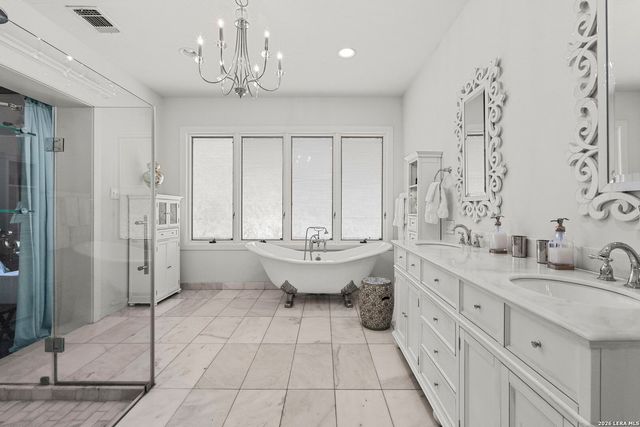 110 E Mulberry, San Antonio, TX 78212