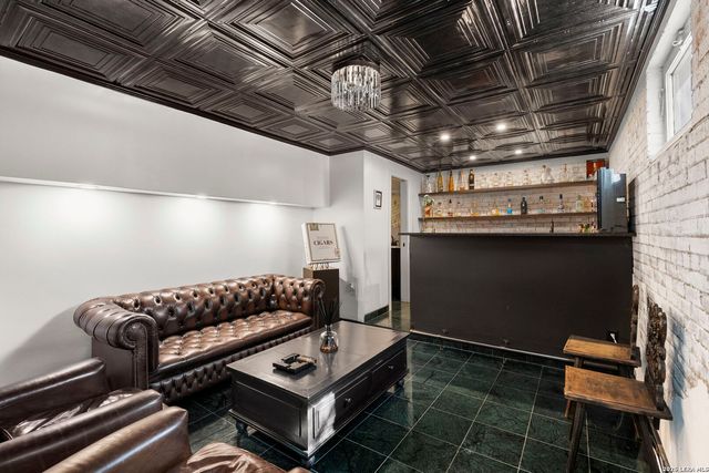 110 E Mulberry, San Antonio, TX 78212