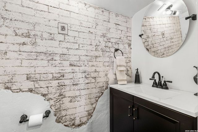 110 E Mulberry, San Antonio, TX 78212