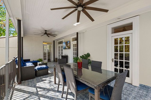 110 E Mulberry, San Antonio, TX 78212