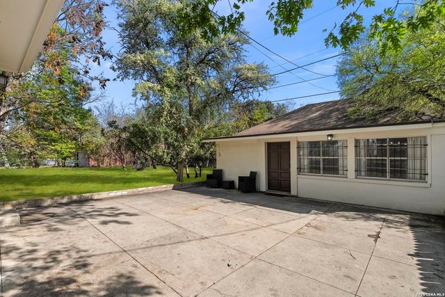 110 E Mulberry, San Antonio, TX 78212