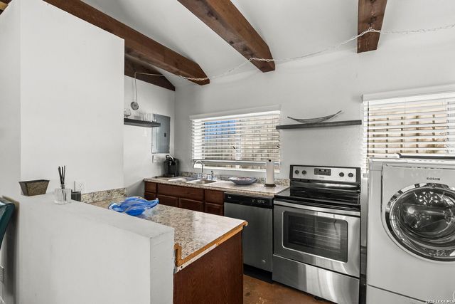 110 E Mulberry, San Antonio, TX 78212