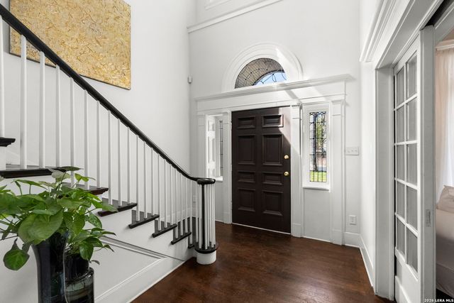 110 E Mulberry, San Antonio, TX 78212