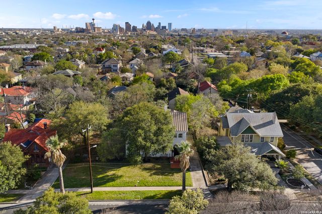 110 E Mulberry, San Antonio, TX 78212