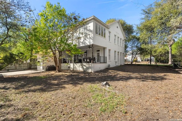 110 E Mulberry, San Antonio, TX 78212