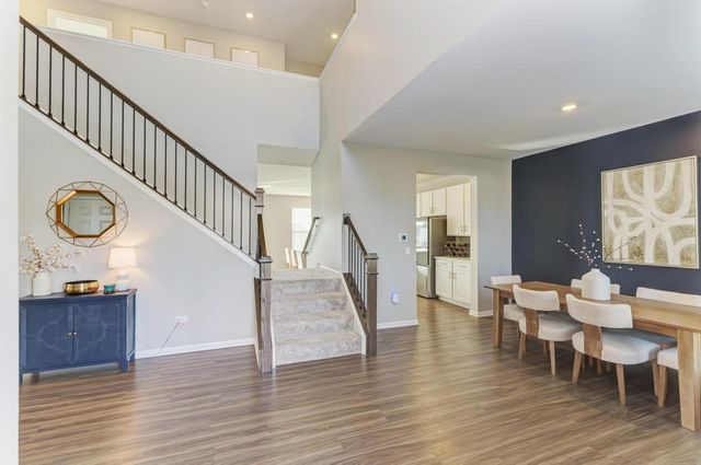 1189 Marlisle Drive, Hampshire, IL 60140