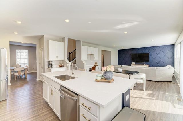 1189 Marlisle Drive, Hampshire, IL 60140