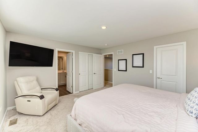 1189 Marlisle Drive, Hampshire, IL 60140