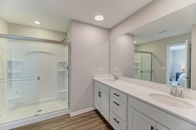 1189 Marlisle Drive, Hampshire, IL 60140