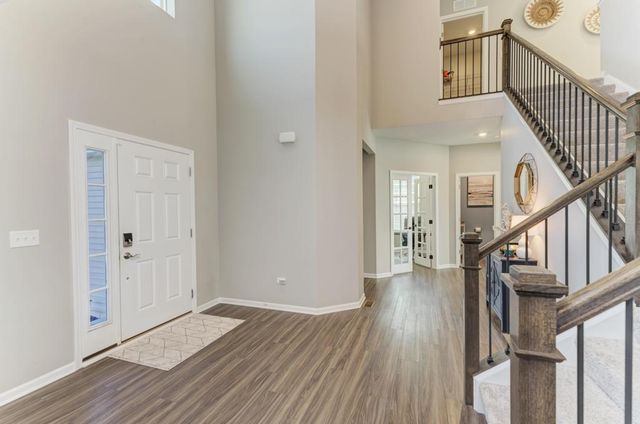 1189 Marlisle Drive, Hampshire, IL 60140