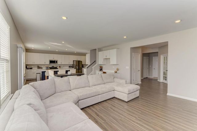 1189 Marlisle Drive, Hampshire, IL 60140