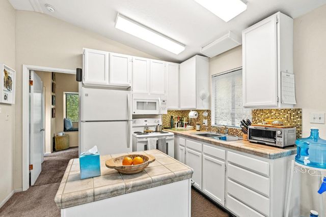 15460 Weather Rock Way, Salinas, CA 93908