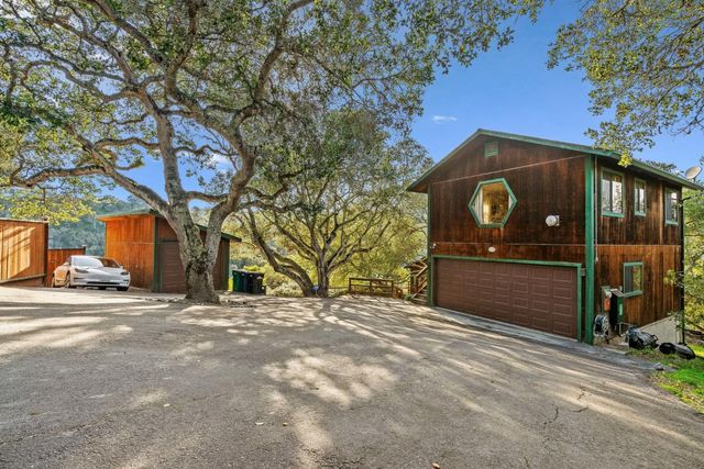 15460 Weather Rock Way, Salinas, CA 93908