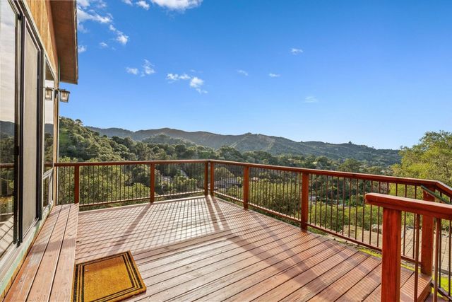 15460 Weather Rock Way, Salinas, CA 93908