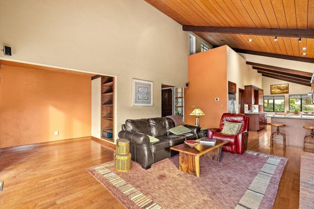 15460 Weather Rock Way, Salinas, CA 93908