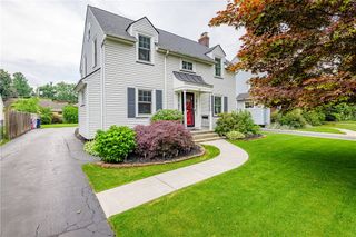 189 Hoover Road, Irondequoit, NY 14617