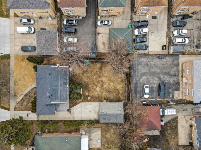 8632 New England Avenue, Burbank, IL 60459