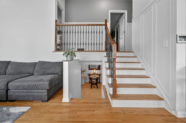 8632 New England Avenue, Burbank, IL 60459