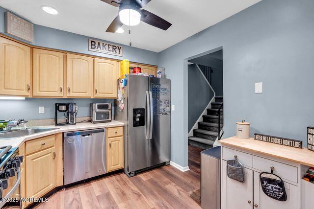 2 Elizabeth Court, Howell, NJ 07731