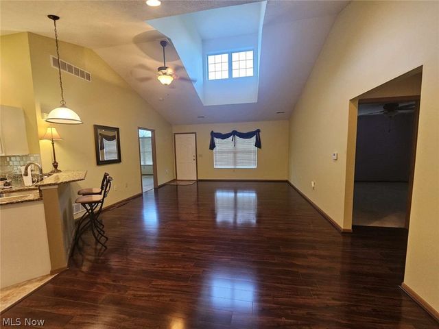 1210 Pebble Chase Circle NE, Massillon, OH 44646