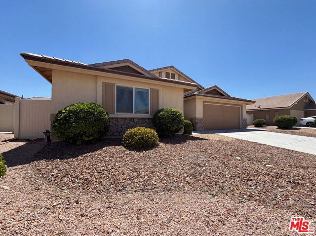 5654 W Forry Court, Lancaster, CA 93536