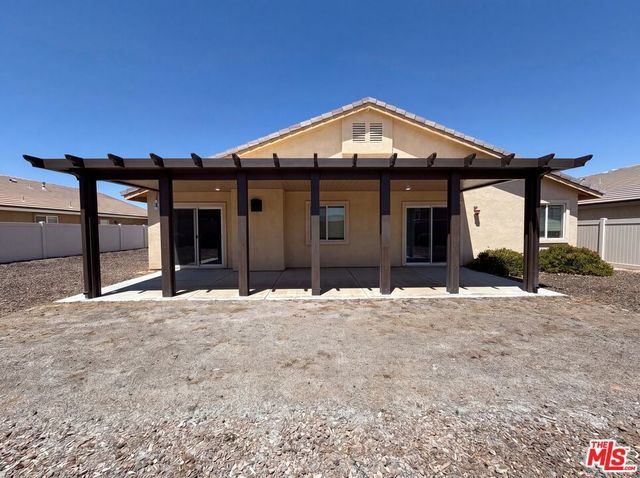 5654 W Forry Court, Lancaster, CA 93536