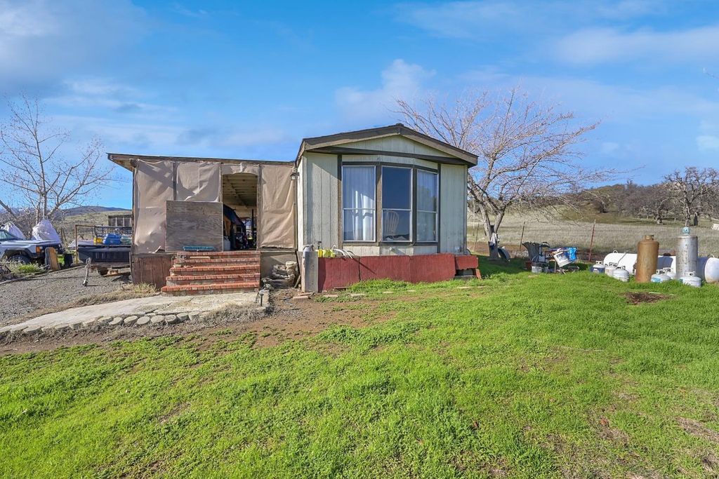 451 Lake Park Dr, Stonyford, CA 95979