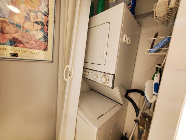 1400 ARROWHEAD CIRCLE W, Clearwater, FL 33759