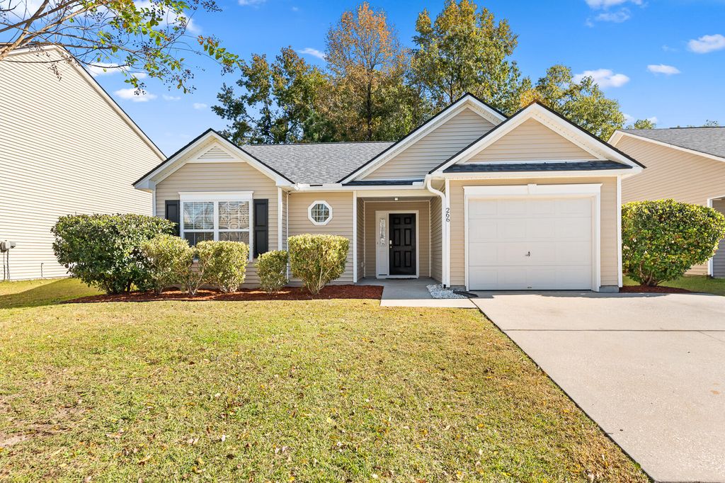 266 Island Green Road, Goose Creek, SC 29445