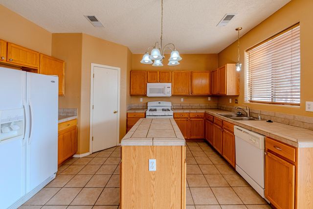 10416 Rosefinch Drive NW, Albuquerque, NM 87114