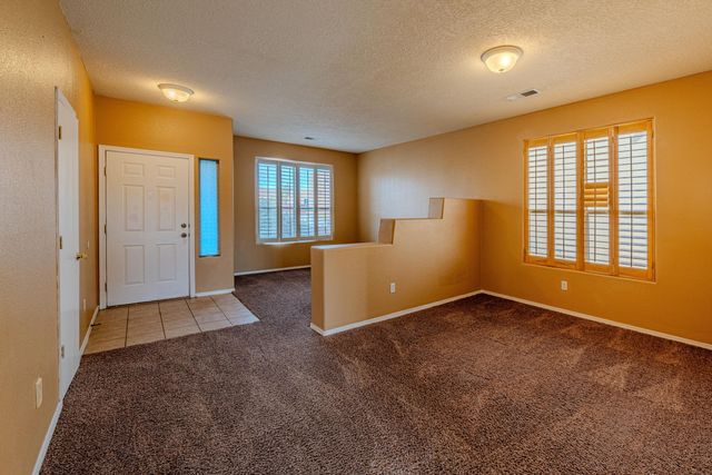 10416 Rosefinch Drive NW, Albuquerque, NM 87114