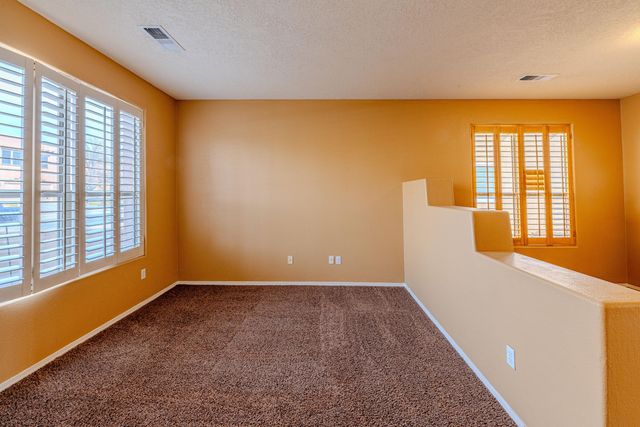 10416 Rosefinch Drive NW, Albuquerque, NM 87114