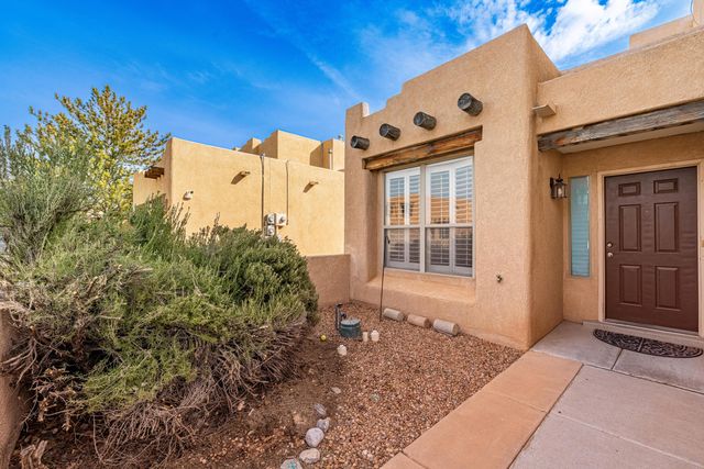 10416 Rosefinch Drive NW, Albuquerque, NM 87114
