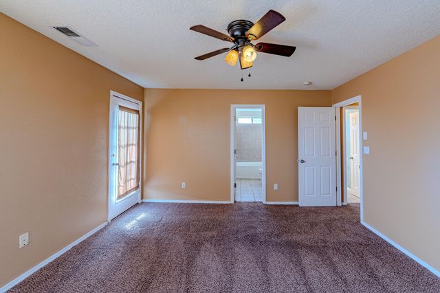 10416 Rosefinch Drive NW, Albuquerque, NM 87114