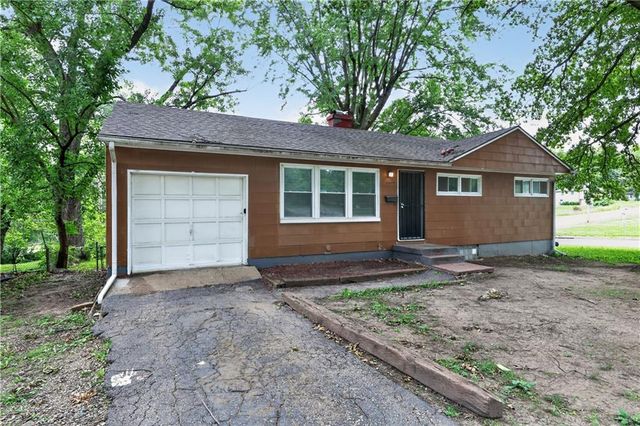 11417 SYCAMORE Terrace, Kansas City, MO 64134