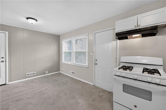11417 SYCAMORE Terrace, Kansas City, MO 64134