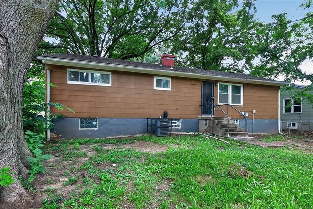 11417 SYCAMORE Terrace, Kansas City, MO 64134