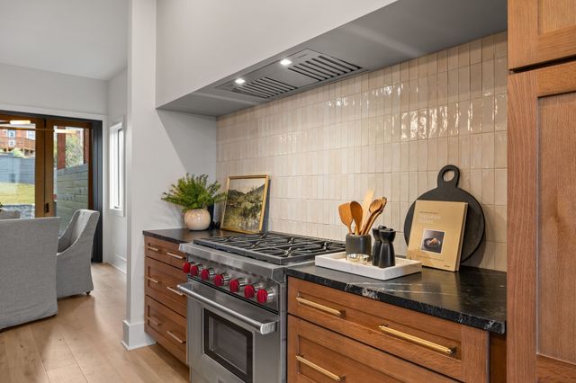 601 S 9th St, Nashville, TN 37206