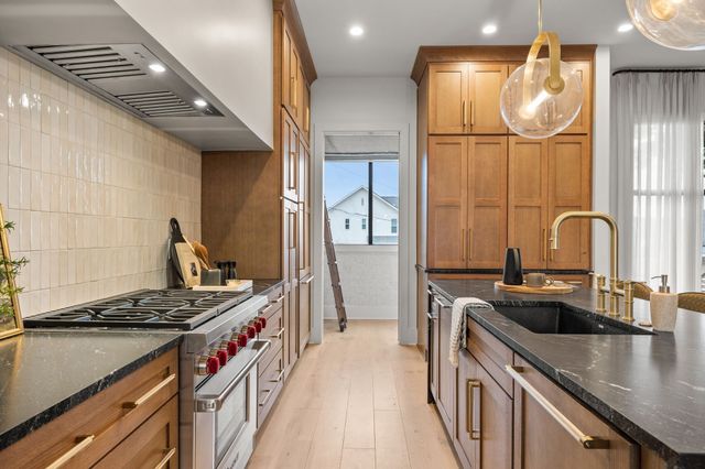 601 S 9th St, Nashville, TN 37206