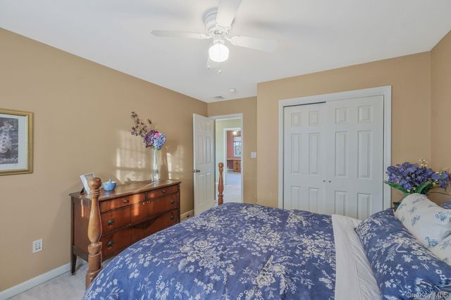 5 Old Neck Court, Manorville, NY 11949