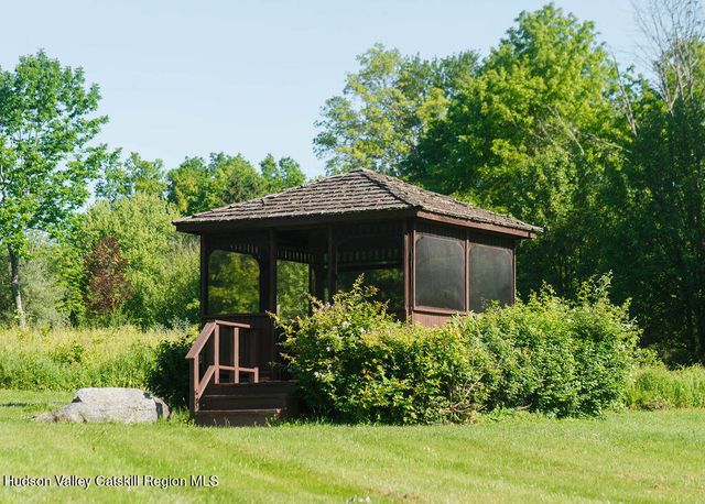 652 Albany Post Road, New Paltz, NY 12561