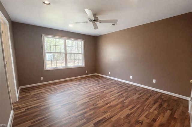 15211 Strawberry Plains Rd, Ivor, VA 23866