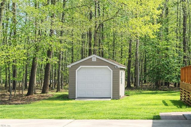15211 Strawberry Plains Rd, Ivor, VA 23866