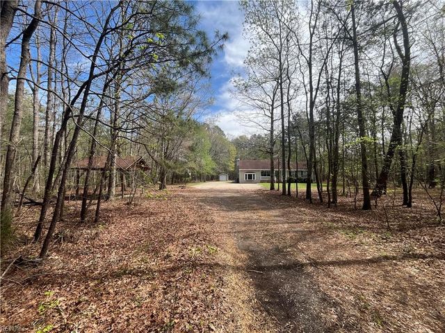15211 Strawberry Plains Rd, Ivor, VA 23866