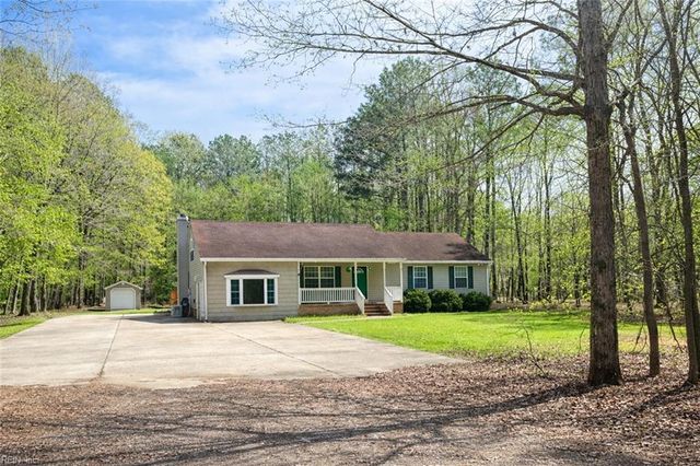 15211 Strawberry Plains Rd, Ivor, VA 23866