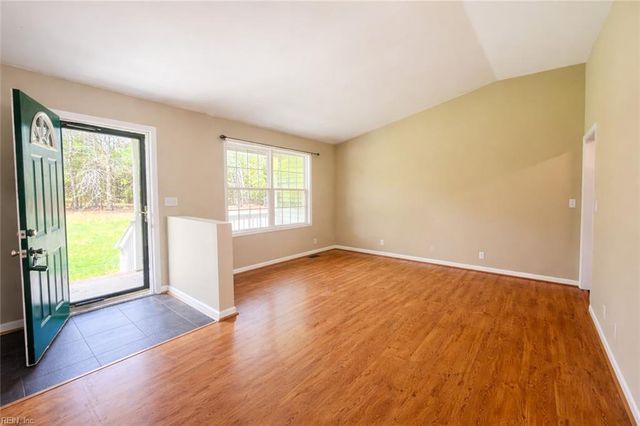 15211 Strawberry Plains Rd, Ivor, VA 23866